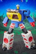 Transformers Generations Legacy Evolution Voyager Class action figure Twincast and Autobot Rewind 18 cm