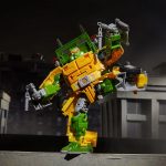 Transformers x Teenage Mutant Ninja Turtles Action Figure Party Wallop 18 cm - Image 5