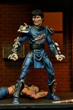 Teenage Mutant Ninja Turtles (Mirage Comics) Action Figure Battle Damaged Shredder 18 cm - Image 4